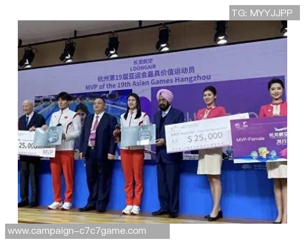 足球运动员奖金揭秘：如何通过表现赢得丰厚奖励与职业生涯的成功